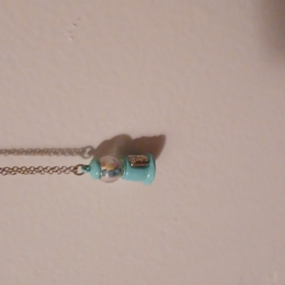 Claire's gumball necklace